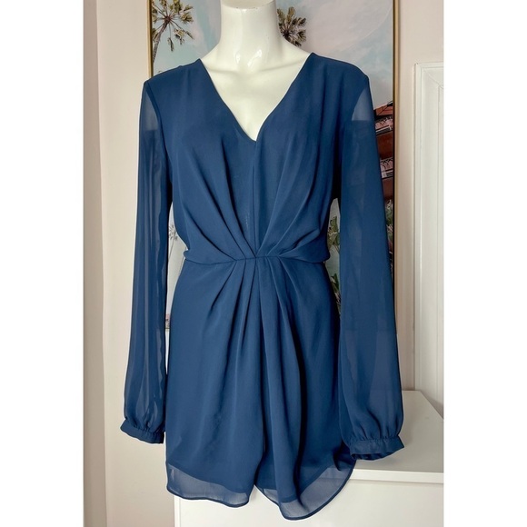 Topshop Navy Blue Chiffon Pleated Front Flowy Playsuit Romper Size 12 Large - Picture 1 of 4